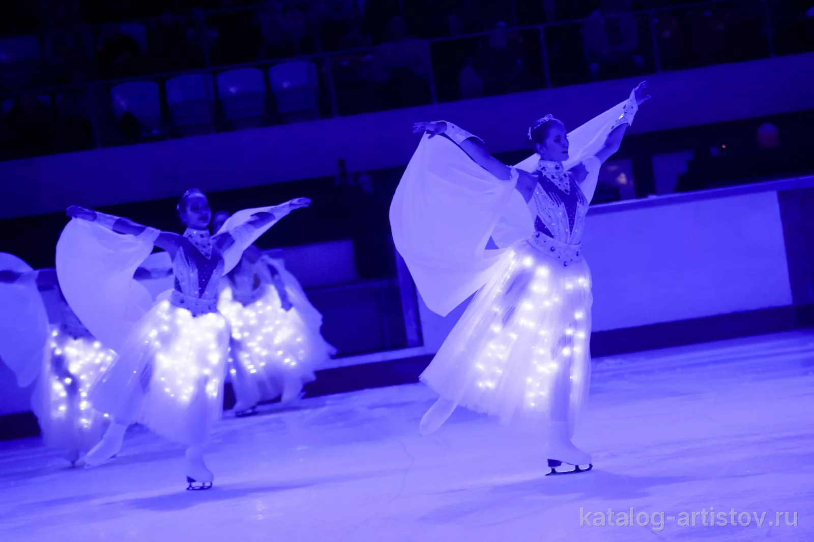 Шоу-балет на коньках La Skadi, шоу-программа — фото 2
