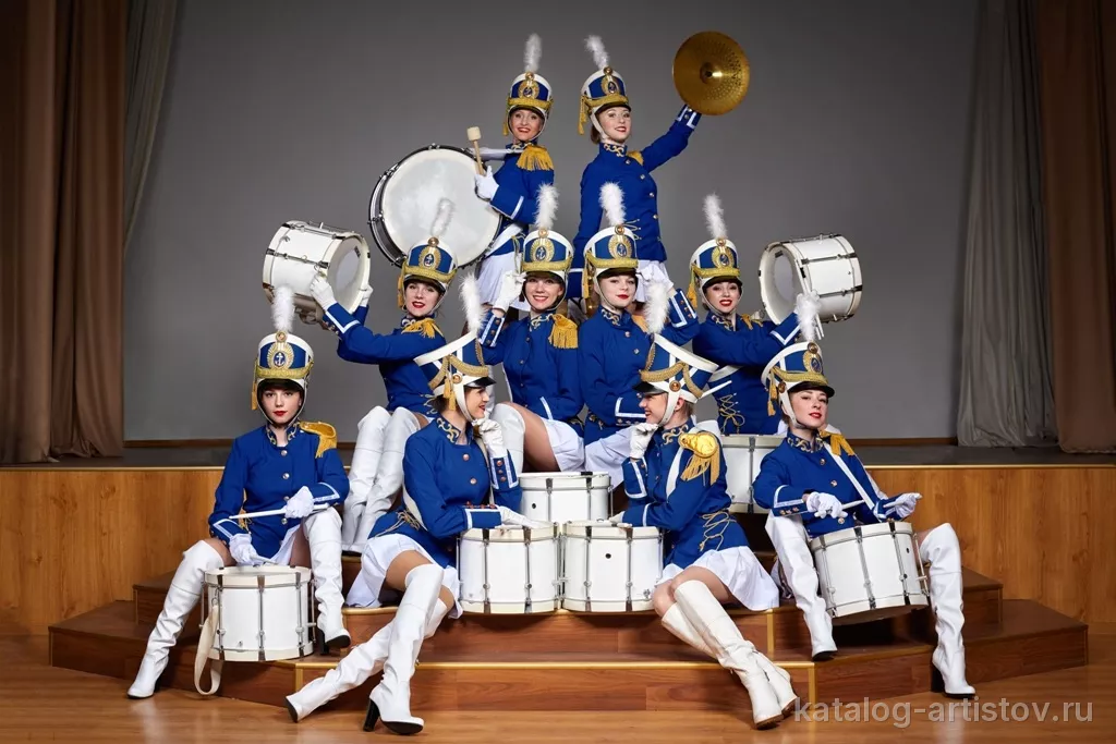 Шоу барабанщиц DRUMBEAT, барабанное шоу