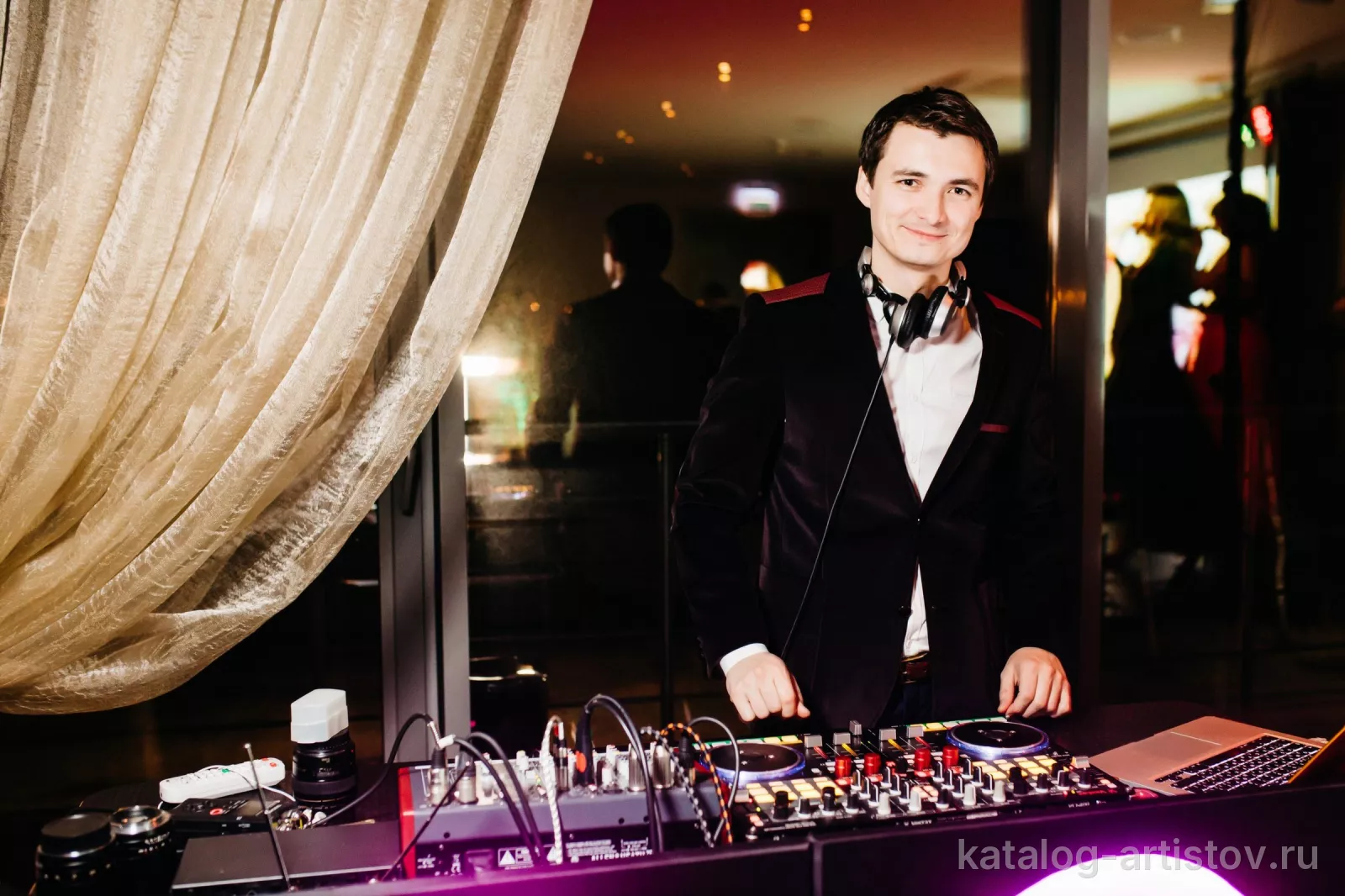 Диджей Антон Андрианов (Dj Matroskin), шоу-программа — фото 2