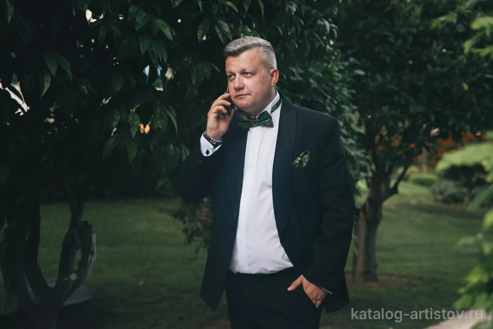Ведущий Сергей Гаврилов