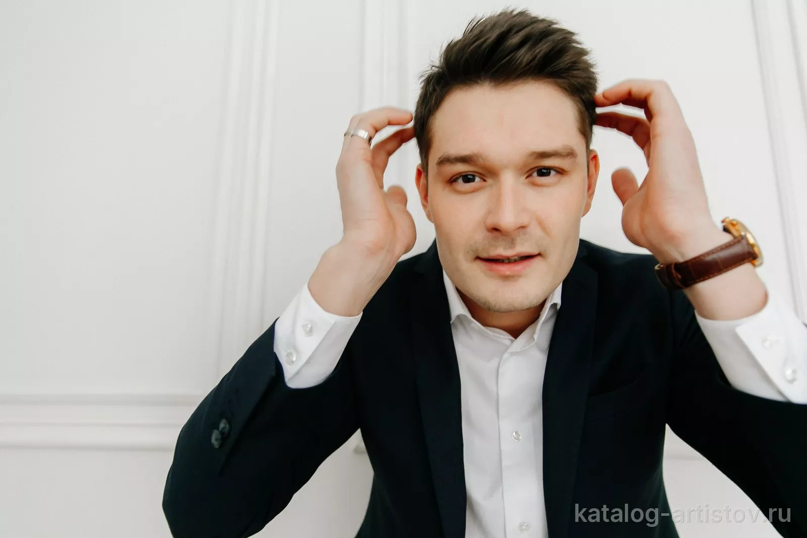 Ведущий Егор Григорьев
