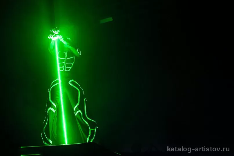 Laser Man Show, световое шоу — фото 4