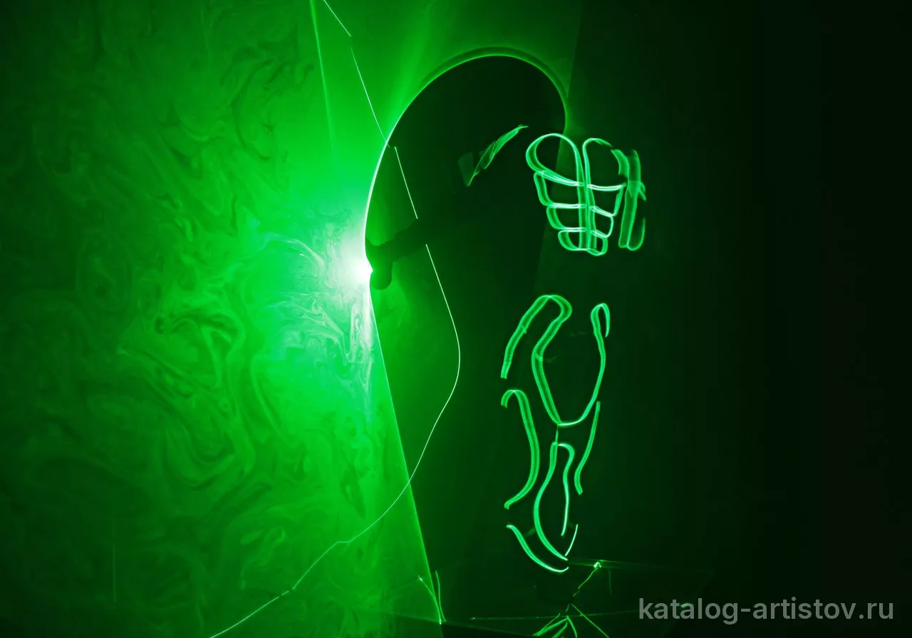Laser Man Show, световое шоу — фото 7