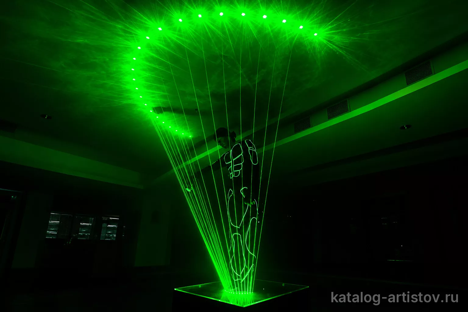 Laser Man Show, световое шоу — фото 8