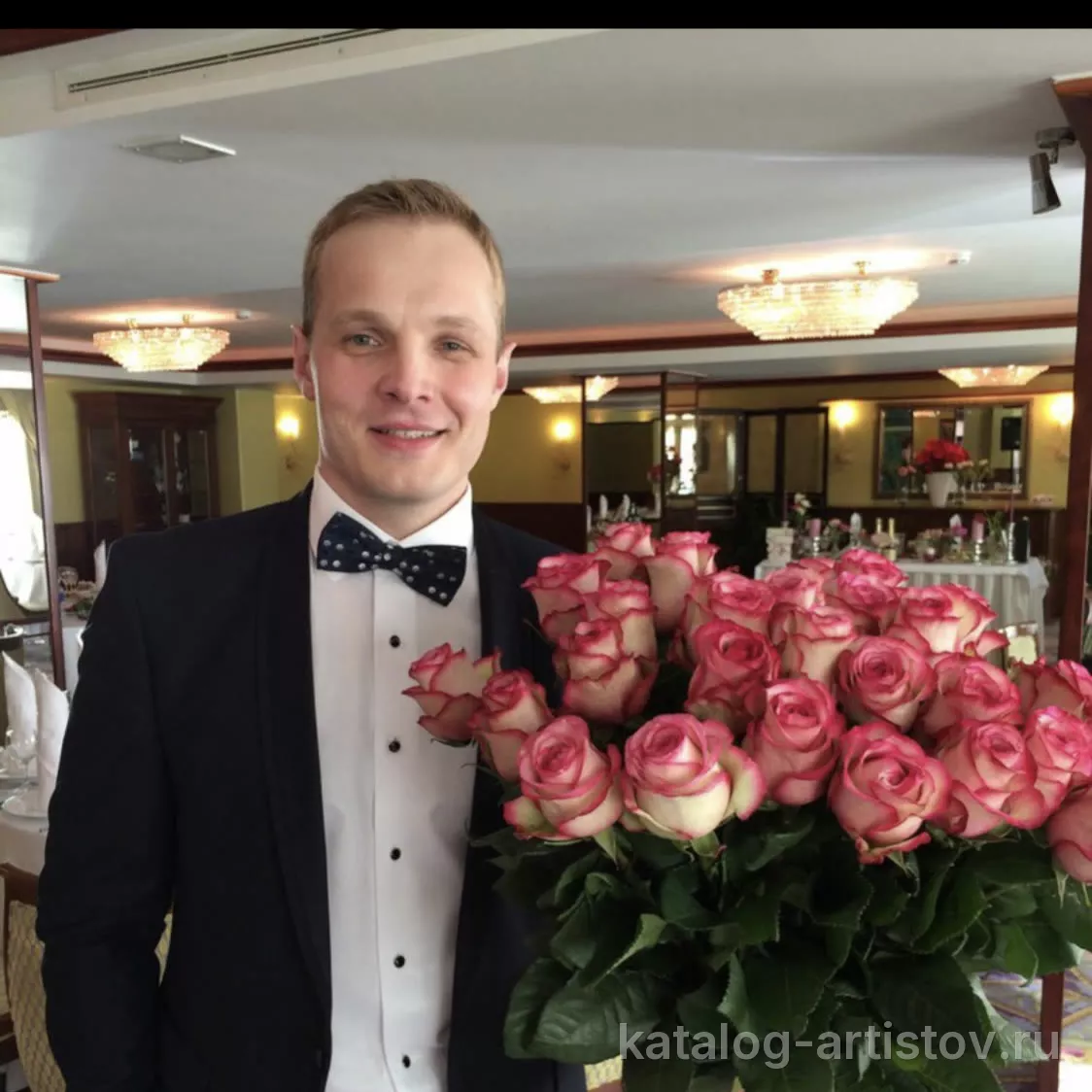 Ведущий Григорий Порошенко