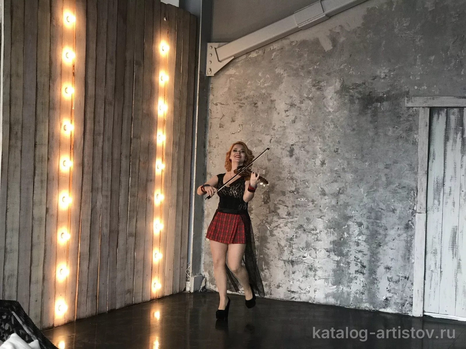 Скрипачка Анна Коновалова