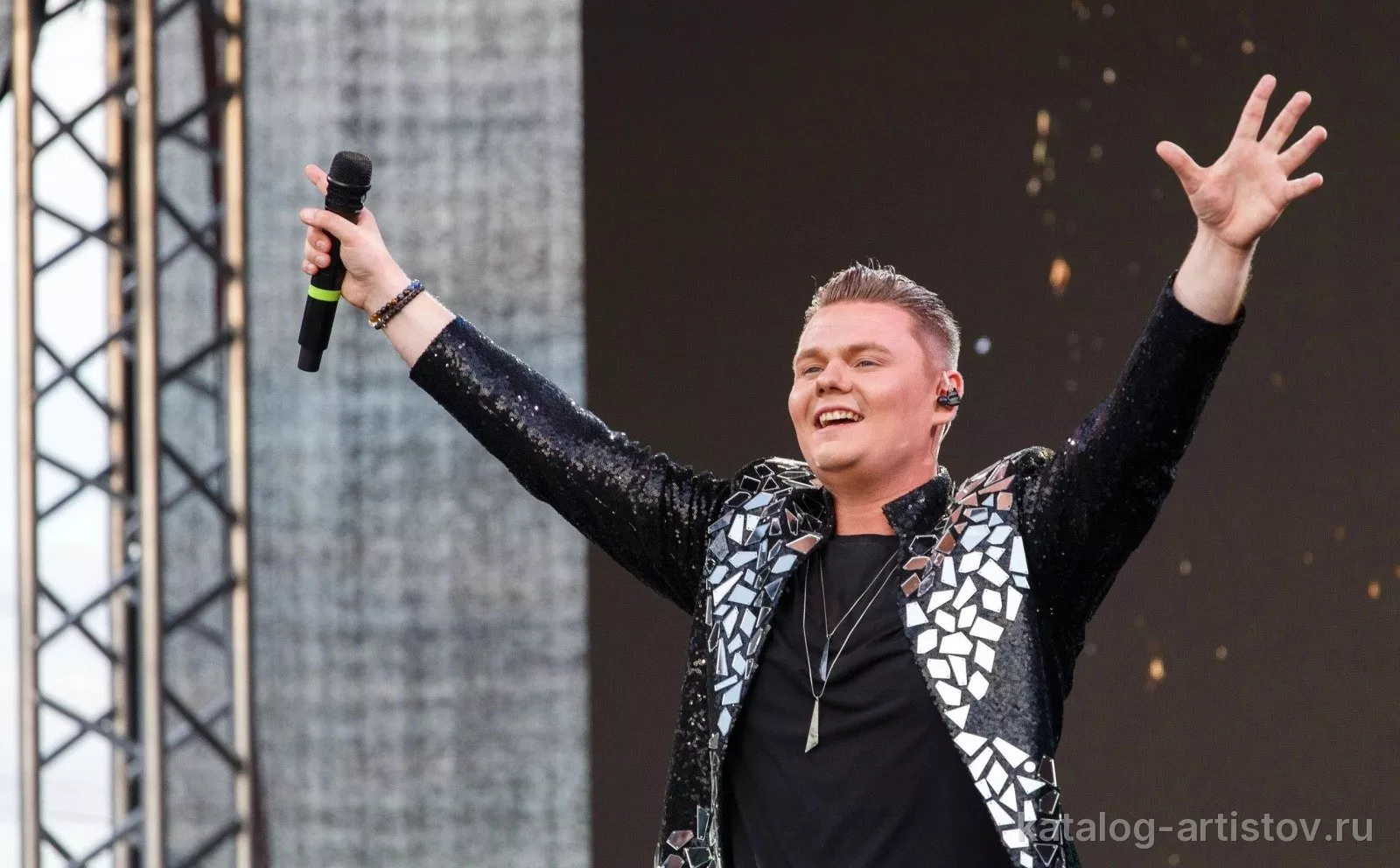 Вокалист Алексей Ковин — фото 6
