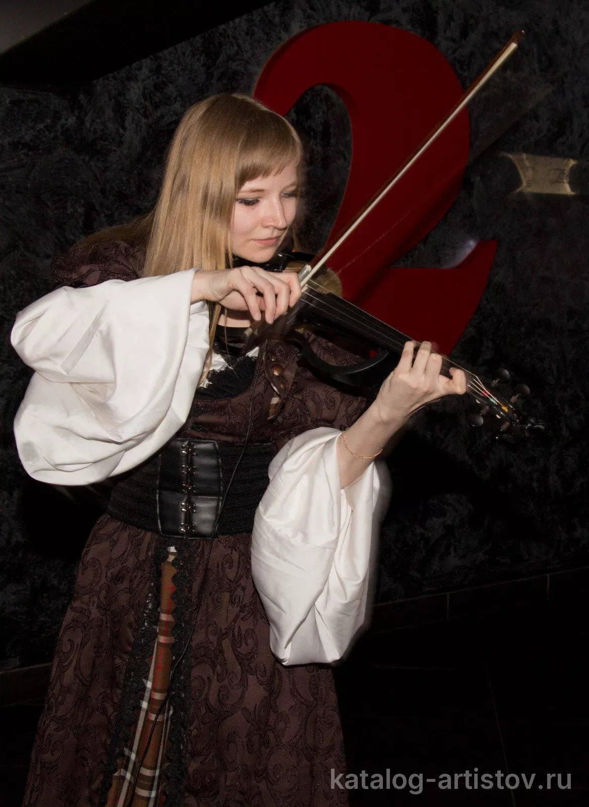 Скрипачка Lisa