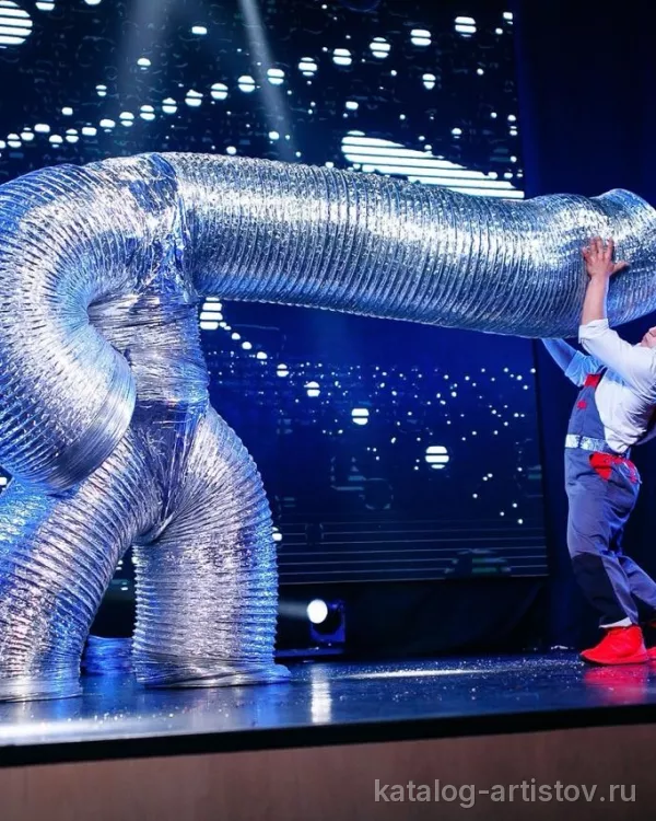 Шоу Человек-пружина Silvershow, шоу-программа