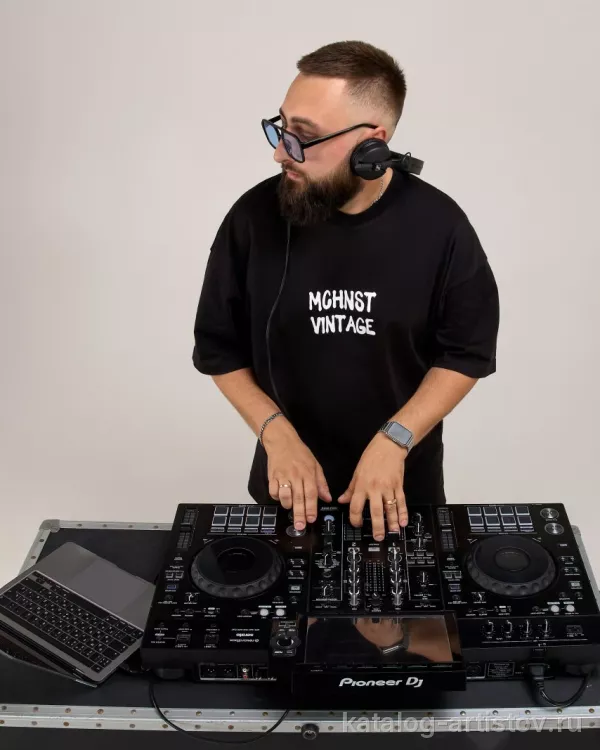 Диджей DJ Bukreyev