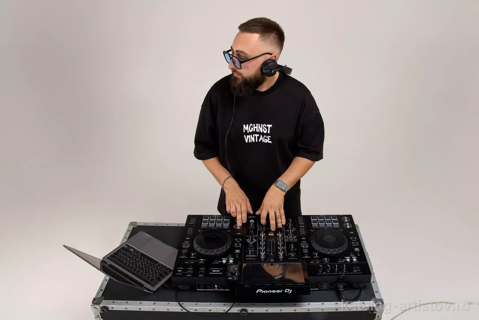 Диджей DJ Bukreyev