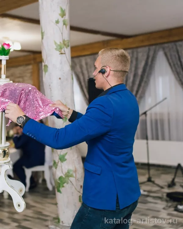 Фокусник Дмитрий Сладков