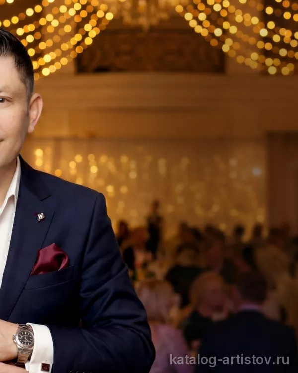 Ведущий Алексей Баталов