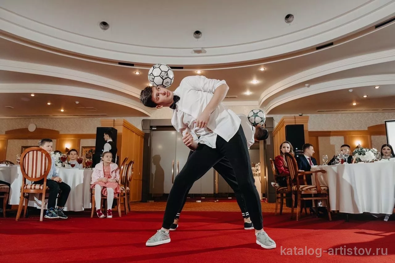Шоу футбольного фристайла EKBFF, шоу-программа — фото 4
