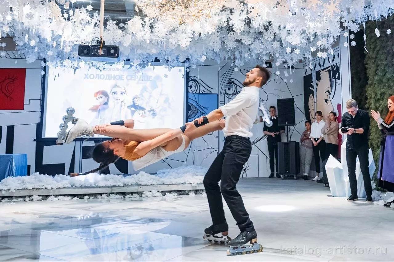 Шоу на роликовых коньках «Неизвестные», цирковой артист — фото 5