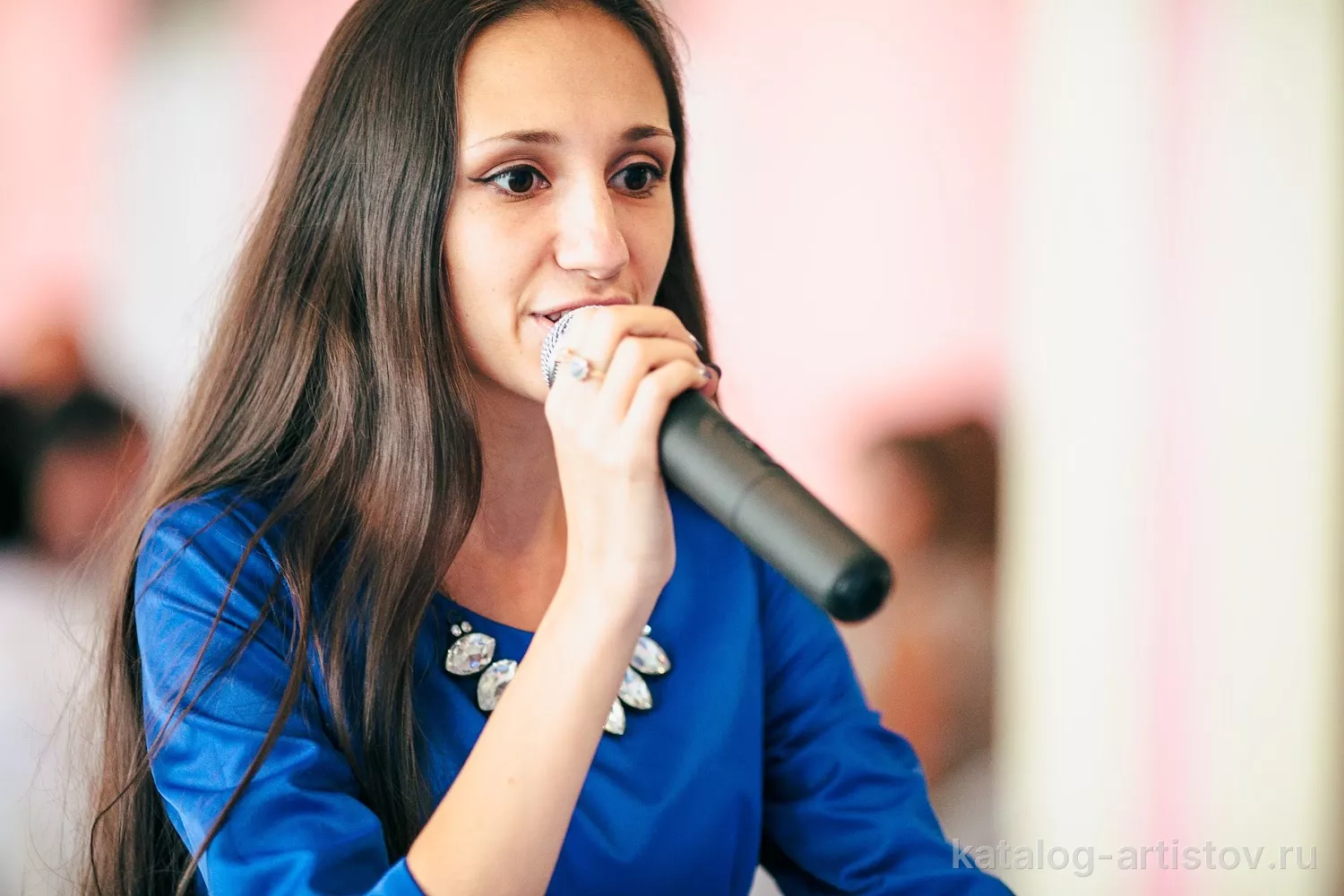 Вокалистка Айгуль Каюмова — фото 2