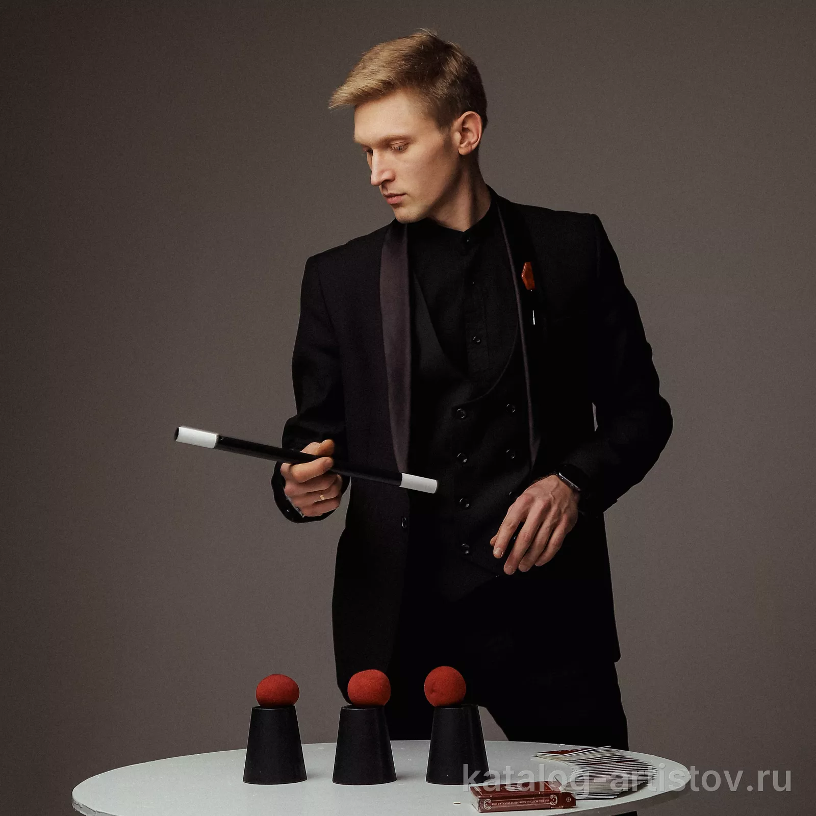 Иллюзионист Илья Филимонов, фокусник