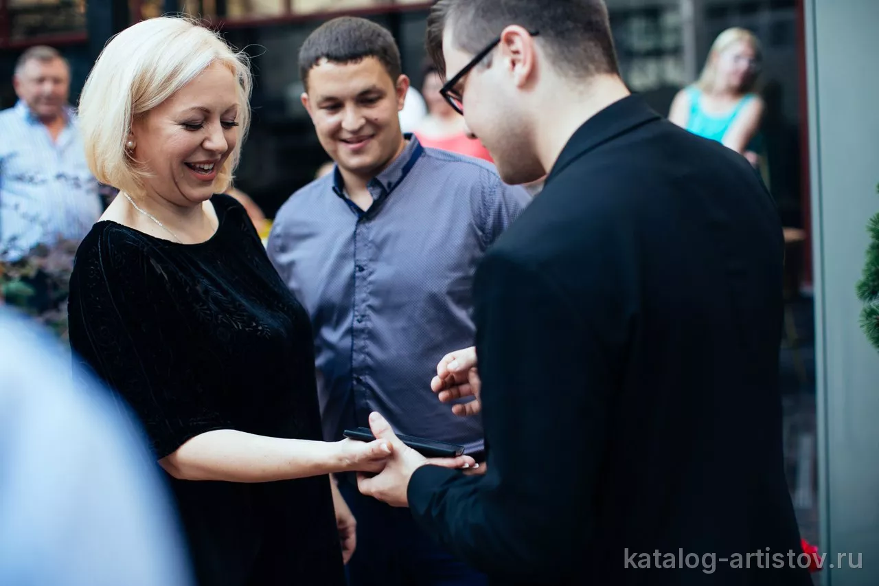 Фокусник Владимир Панасенко