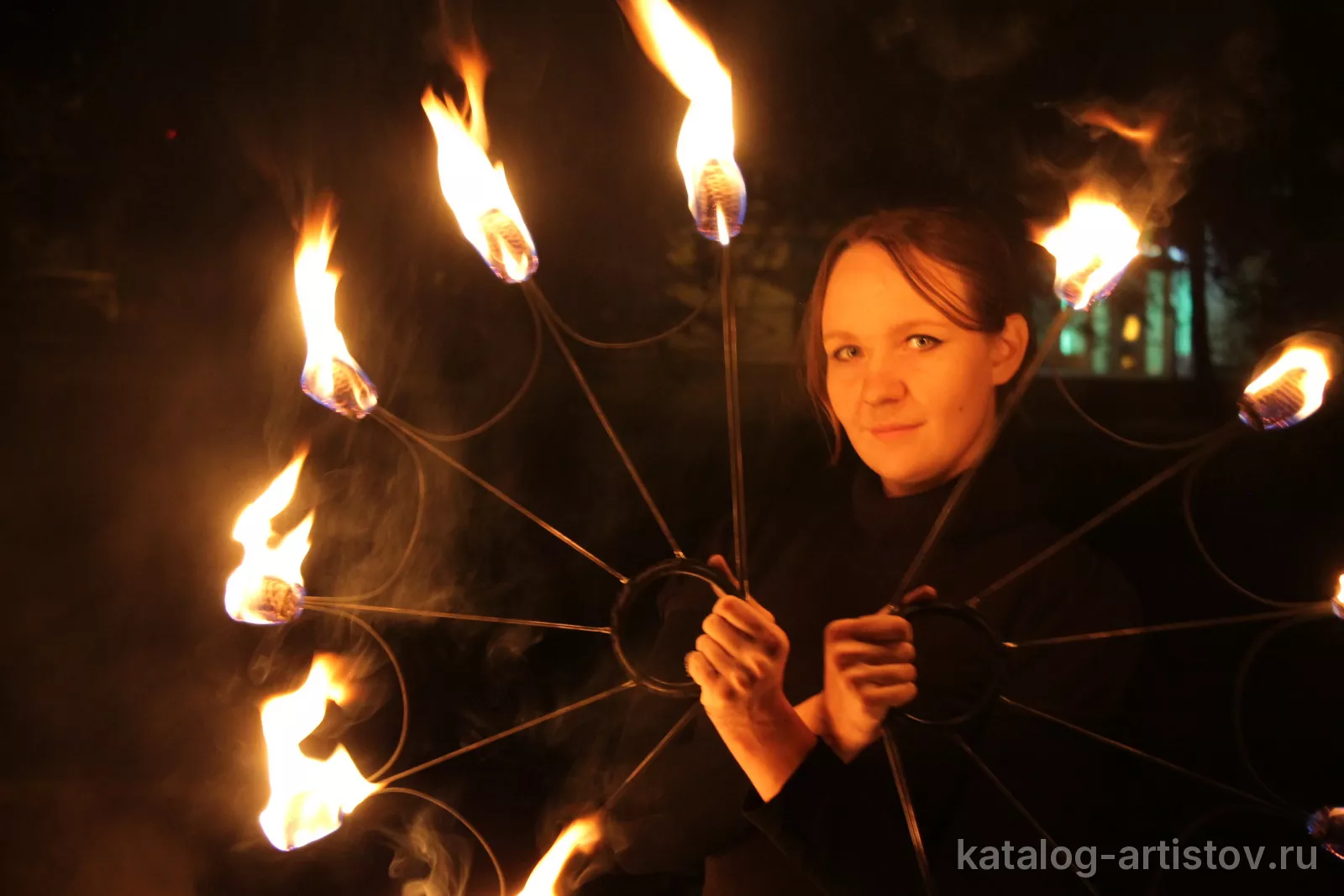 Фаер-шоу FireDay, световое шоу — фото 2