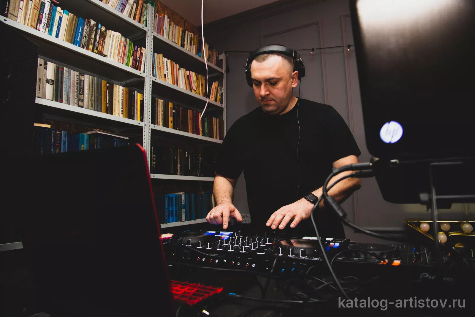 Диджей Александр Жаворонкин (DJSD)