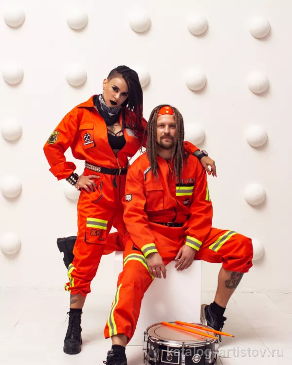 DJ & Drum шоу Dj Kaprizz и Dee Drum, диджей