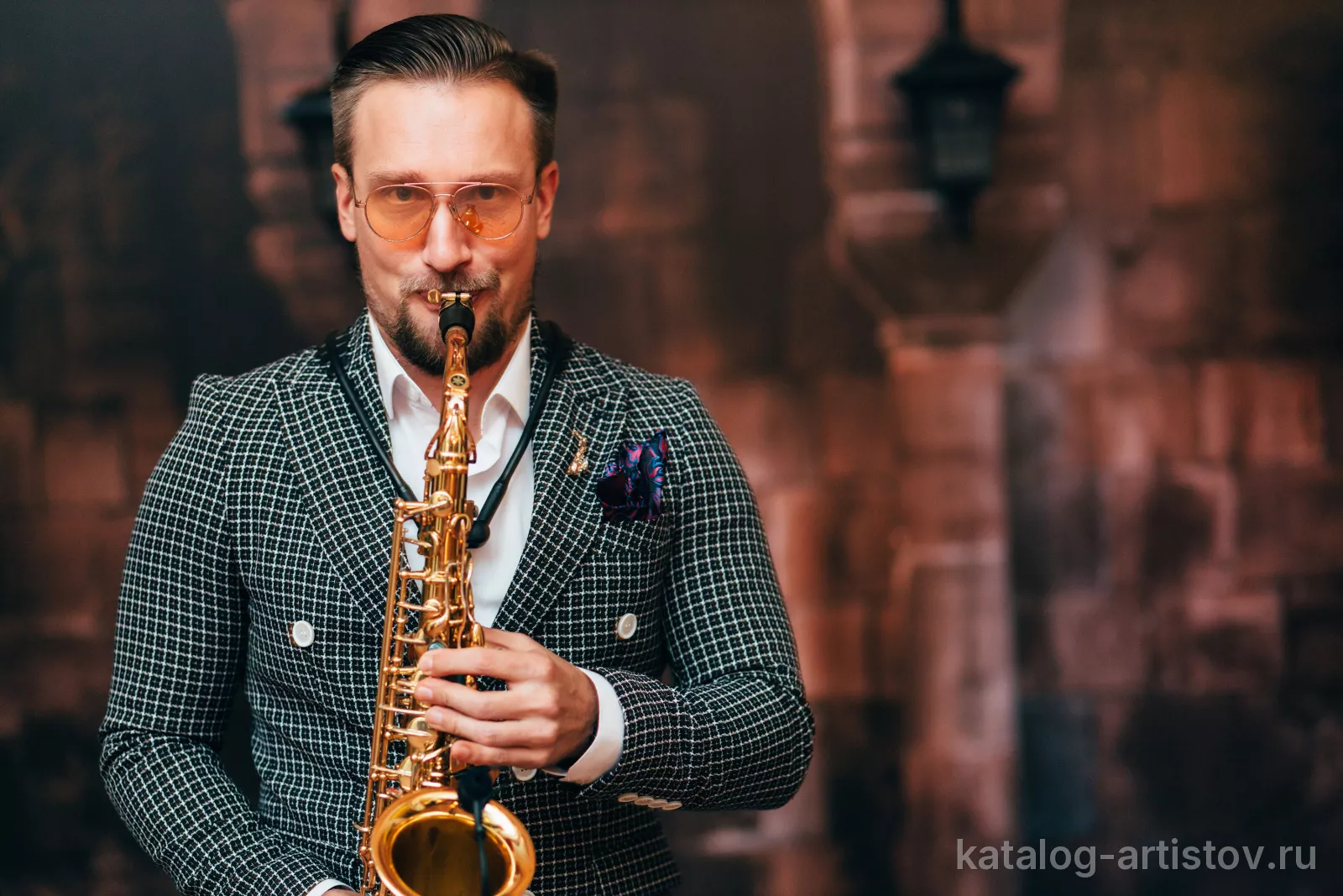 Саксофонист Виктор Бородин