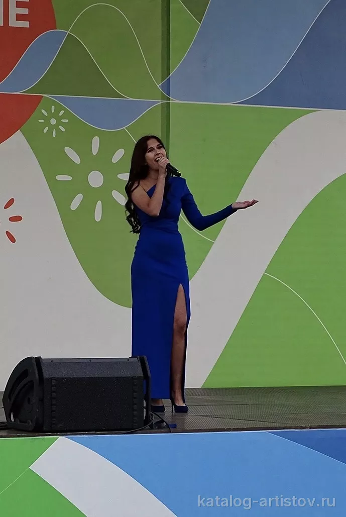 Вокалистка Алина Гаврилова — фото 4
