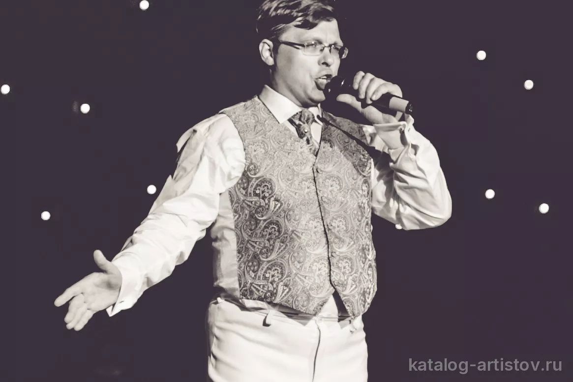 Вокалист Сергей Дьячков