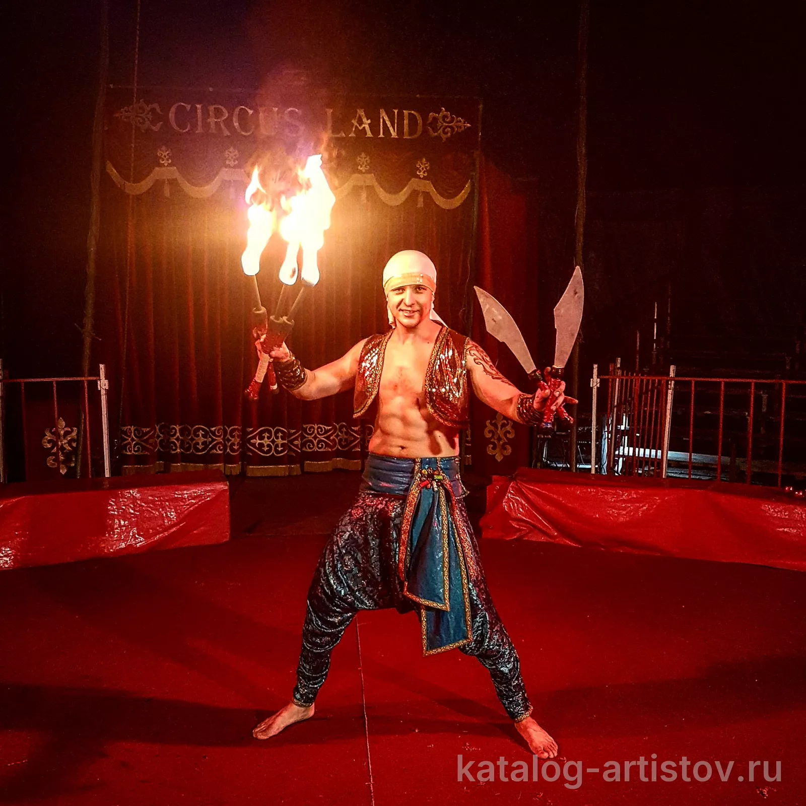 Цирковое шоу Tortuga Show, цирковой артист