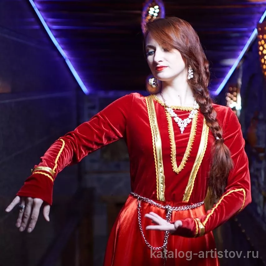 Вокалистка Анна Колодяжная — фото 7
