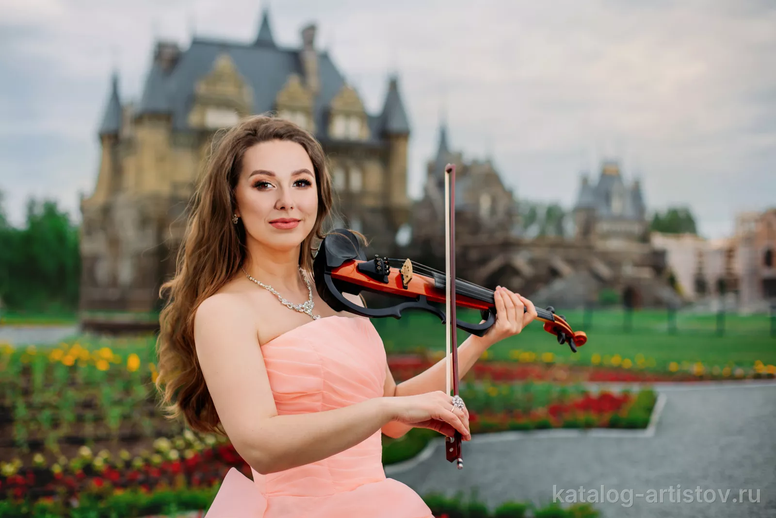 Скрипачка Екатерина Хромоненкова