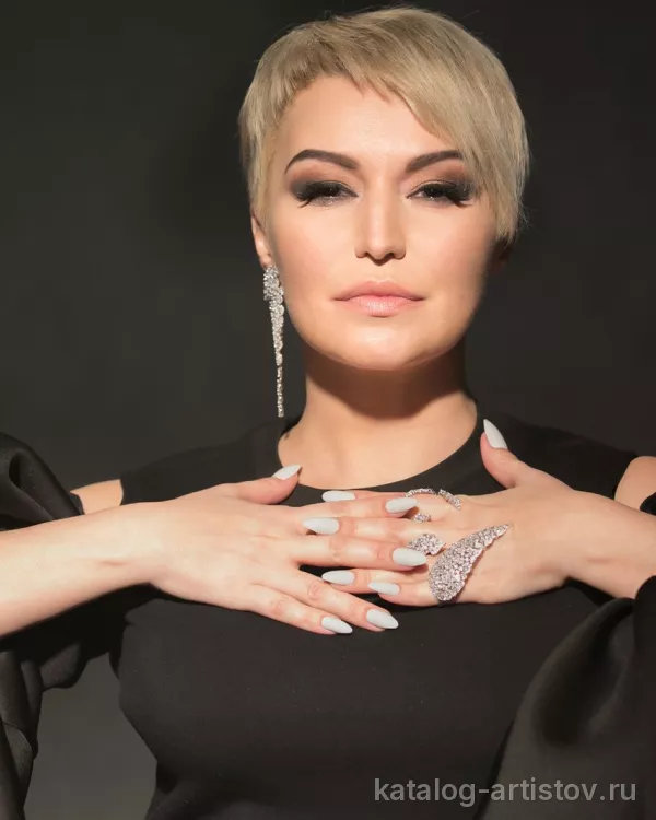 Катя Лель, звезда эстрады
