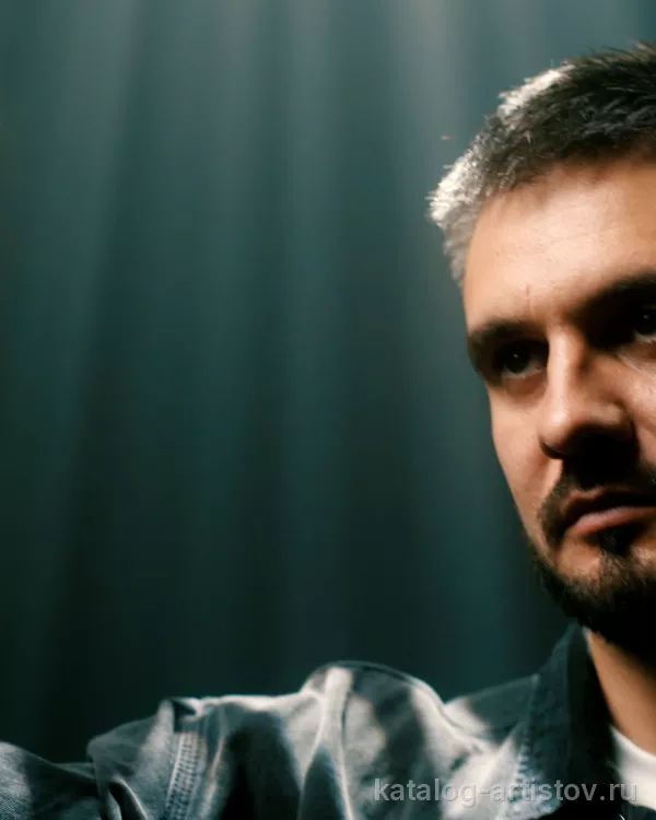 Иллюзионист Сергей Островский, фокусник