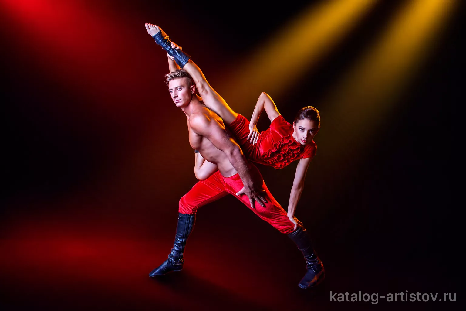 Акробатический дуэт Duo Bolshakov, цирковой артист