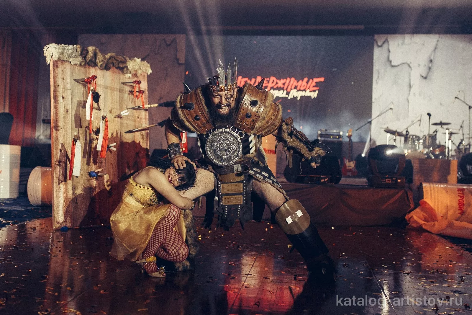 Шоу метателя ножей Игоря Крычуна, шоу-программа — фото 4