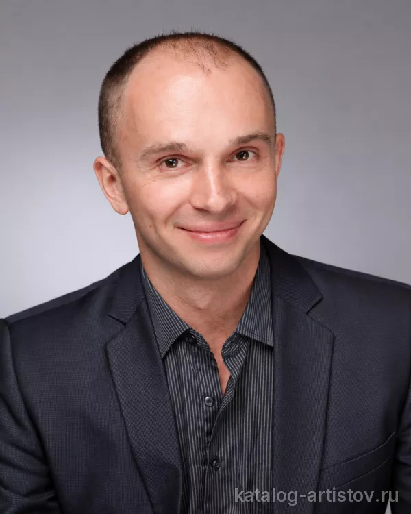 Актёр Алексей Долгушин