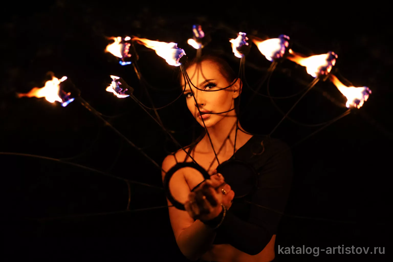 Фаер-шоу Night Furia, световое шоу — фото 4