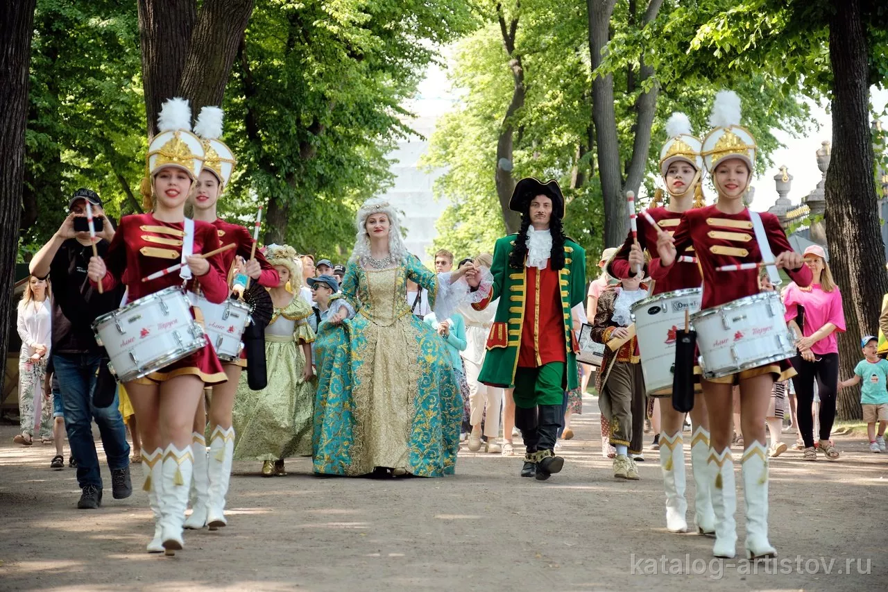 Шоу-группа барабанщиц «Алые Паруса», барабанное шоу — фото 5