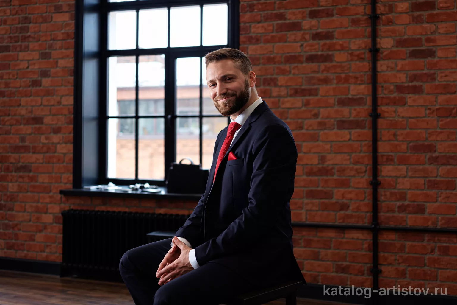 Ведущий Дмитрий Кладов