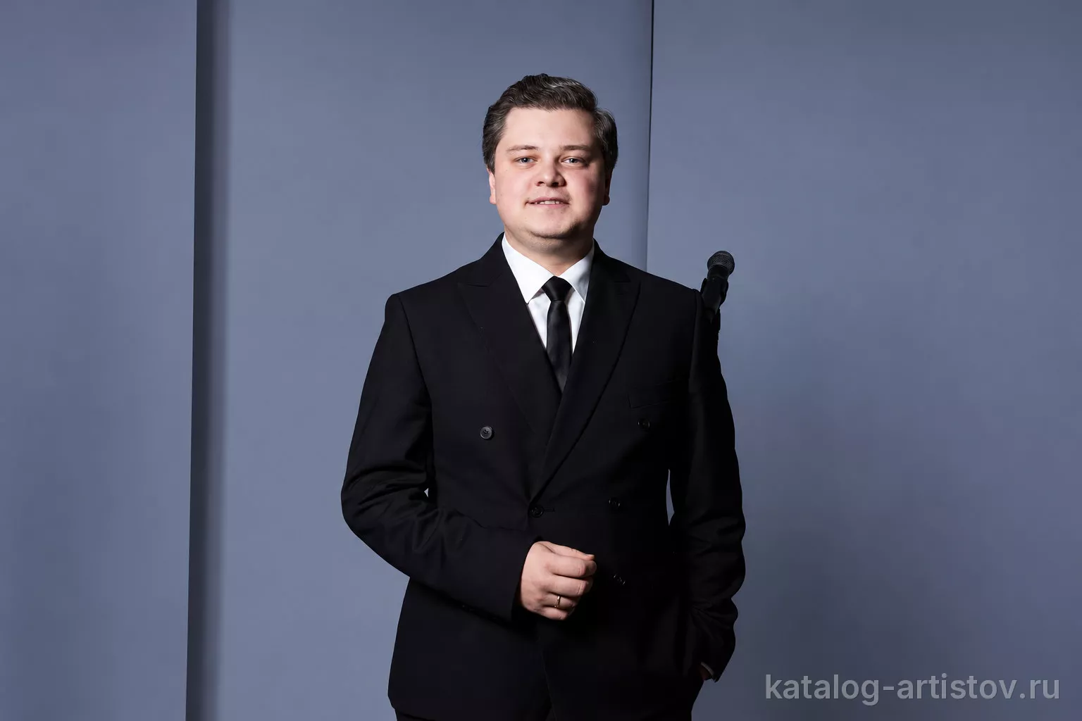 Ведущий Дмитрий Казаков — фото 2