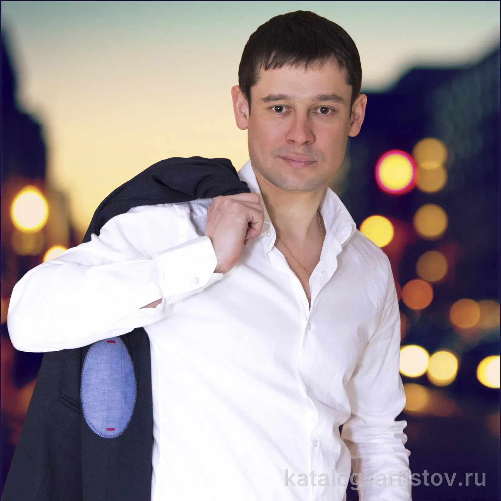 Вокалист Александр Закшевский