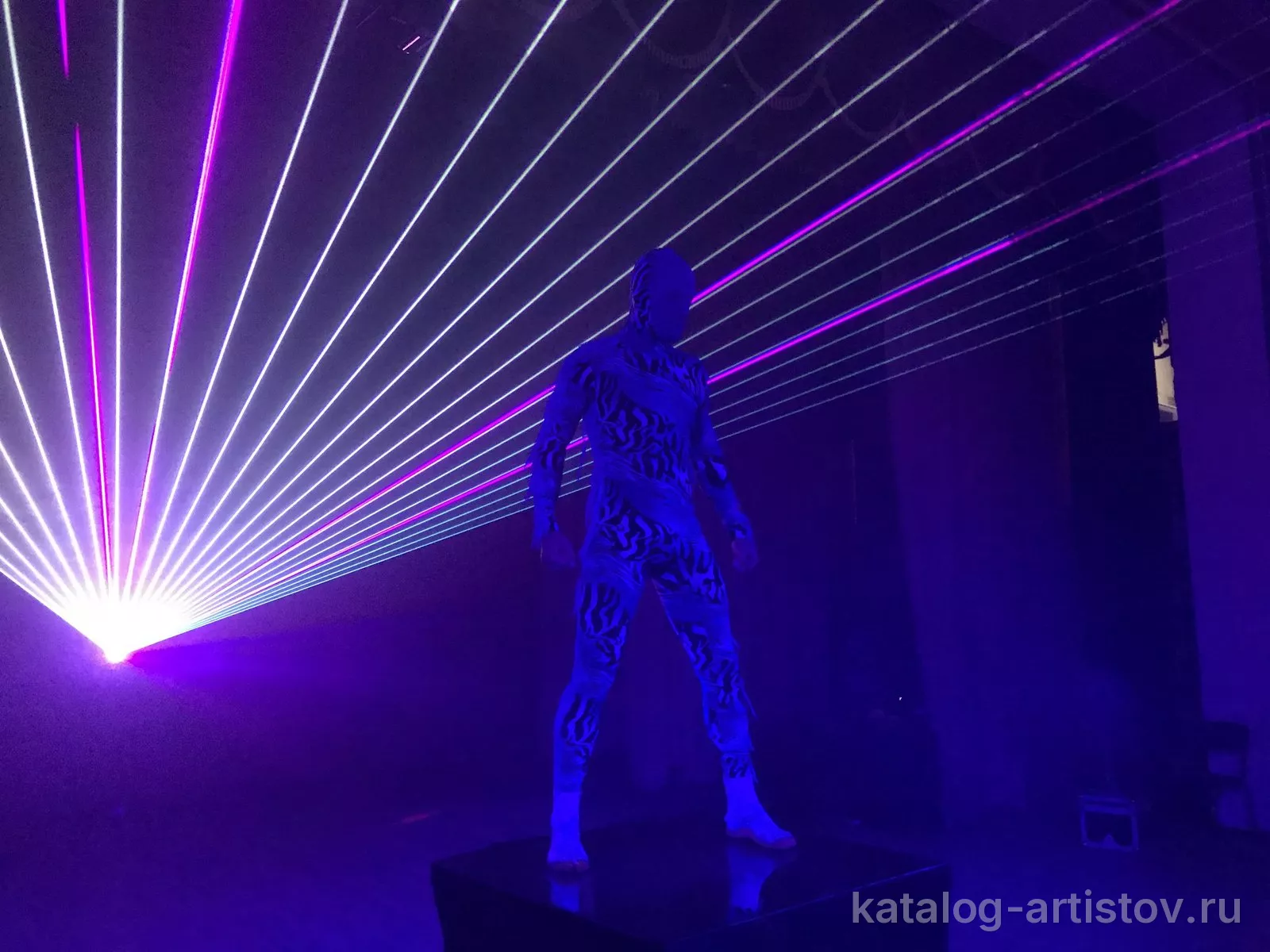 Лазерное шоу Laser Man, световое шоу — фото 4