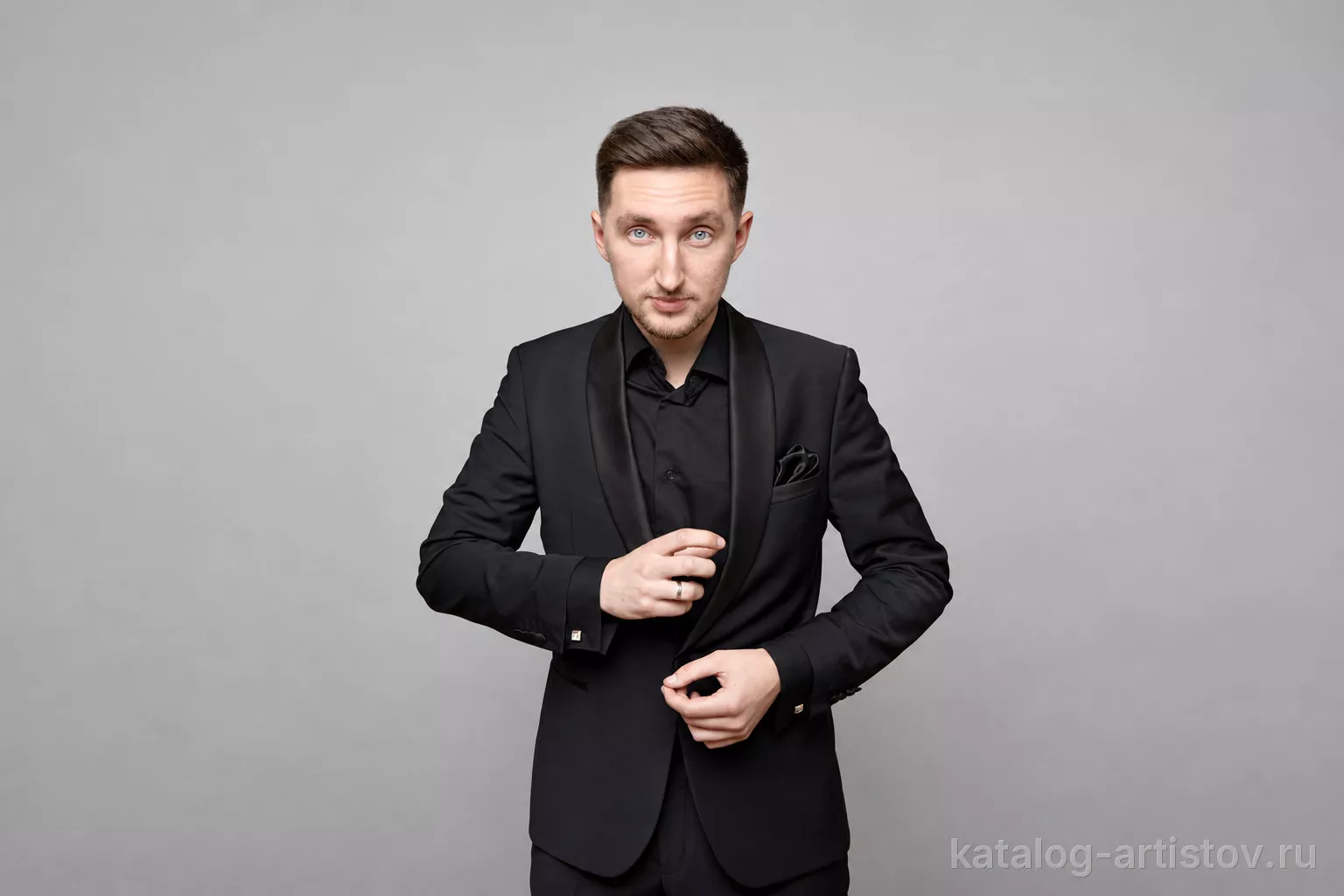 Ведущий Даниил Брант
