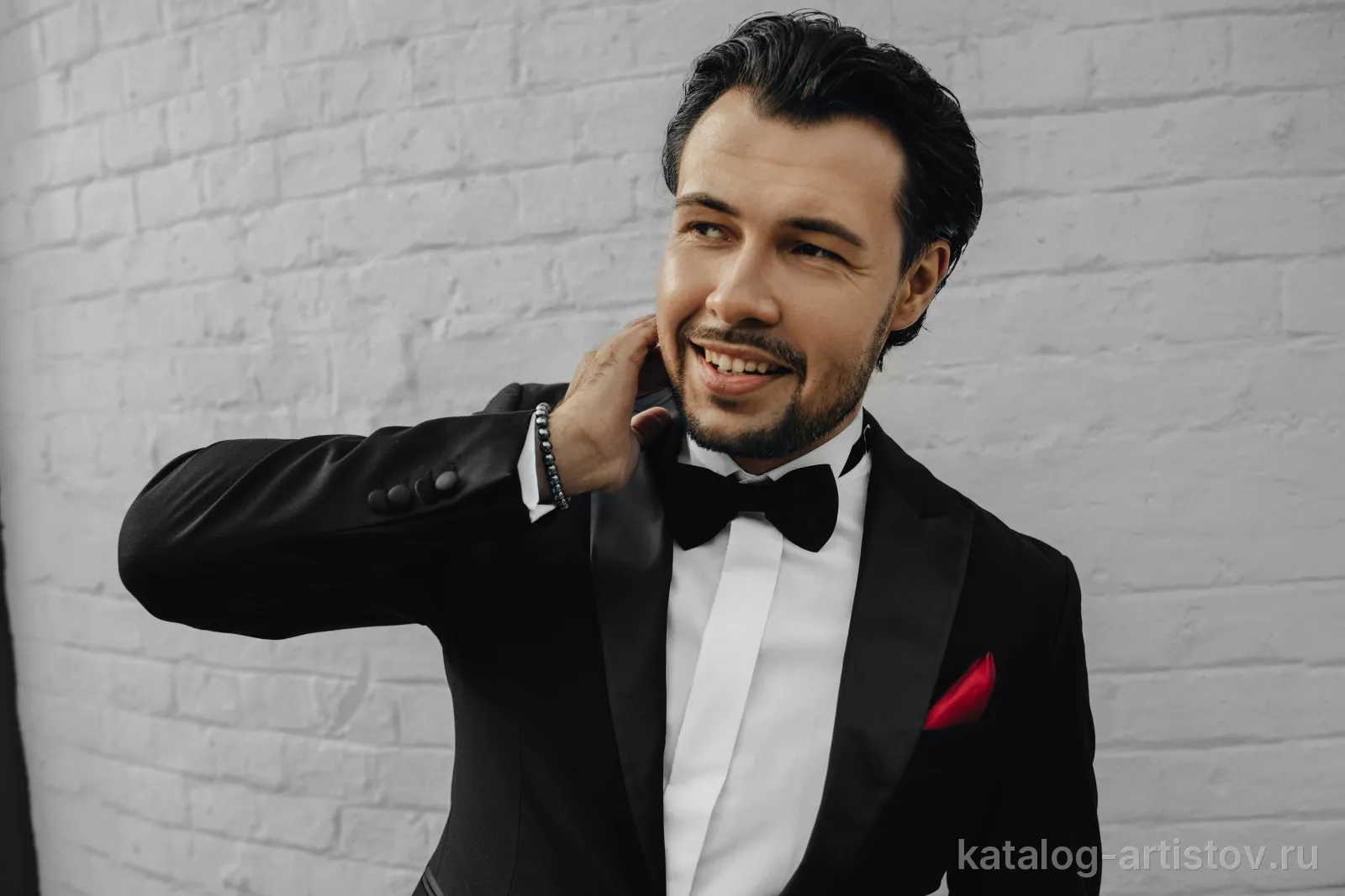 Ведущий Константин Кот