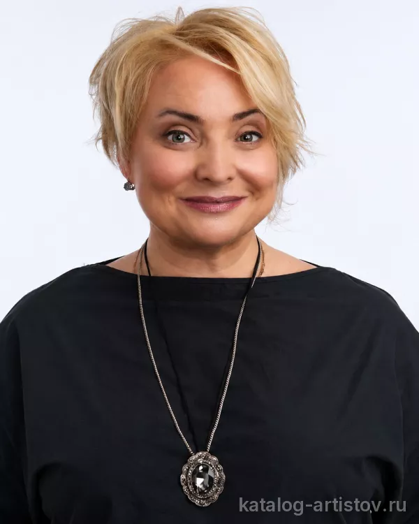 Ведущая Светлана Пермякова, ведущий
