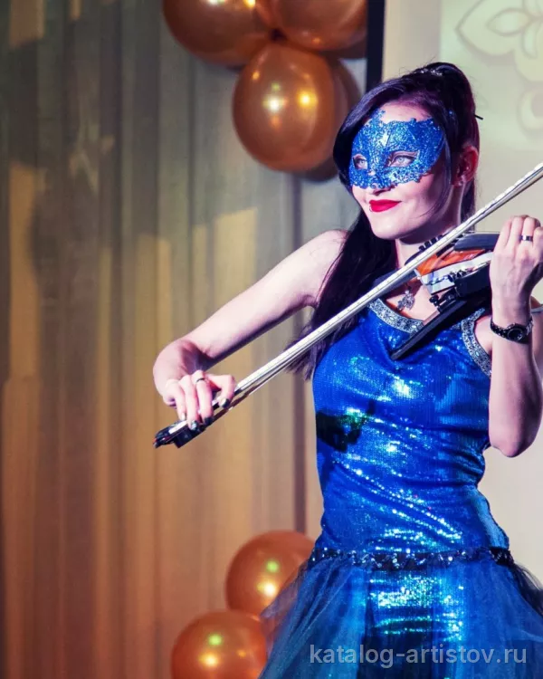 Скрипачка Dia ViolinA