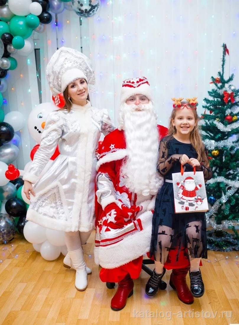 Дед Мороз и Снегурочка в Симферополе