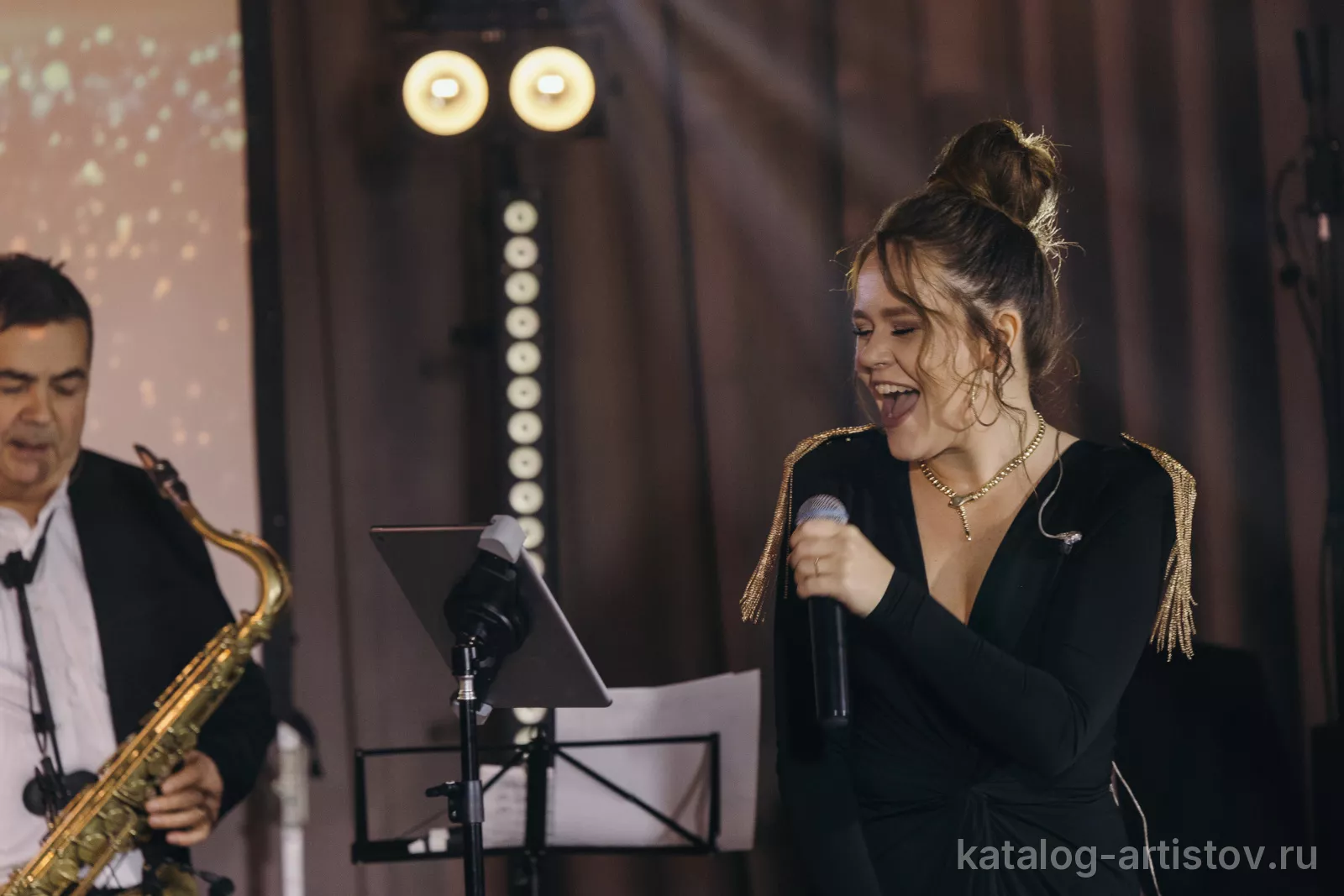 Кавер-группа WIZBAR Music Band