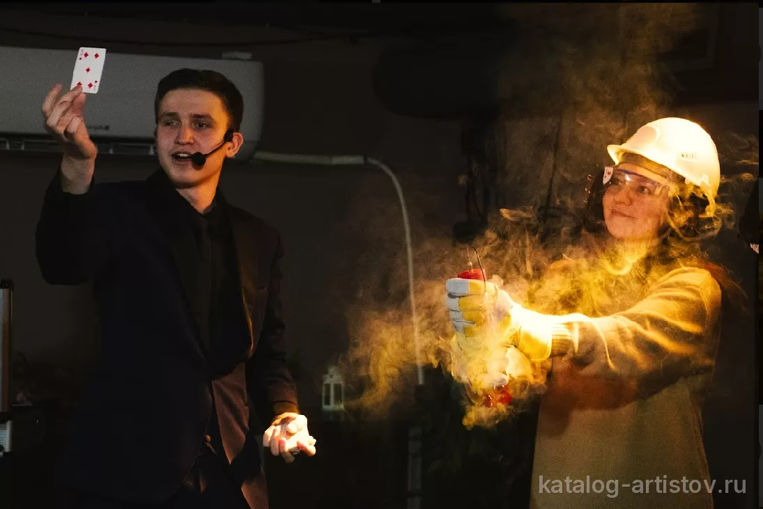 Иллюзионист Матвей Волынец, фокусник