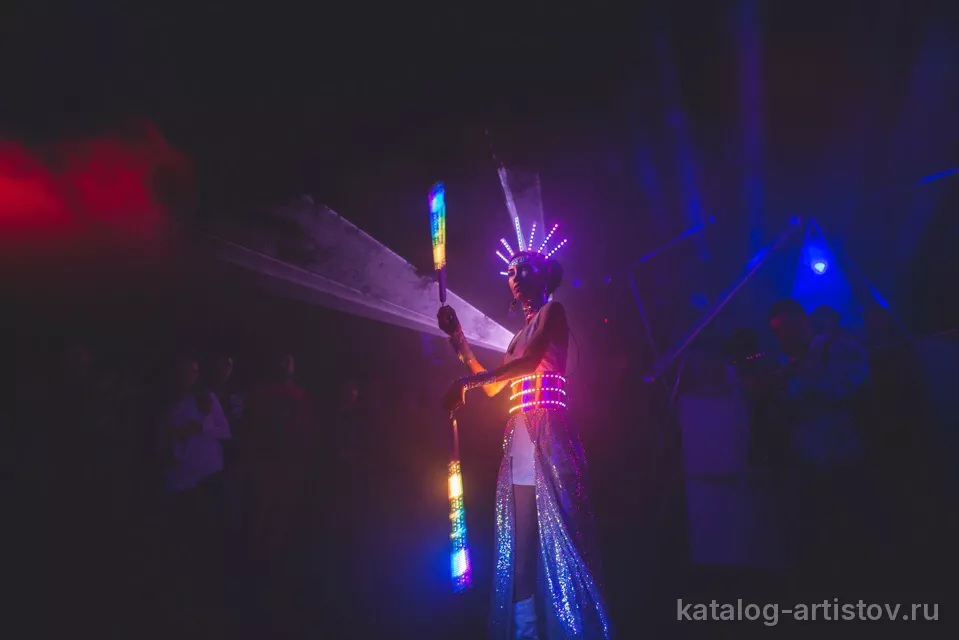 Огненное шоу Bonfire Show, световое шоу — фото 4